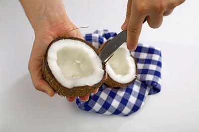 Чистка кокоса