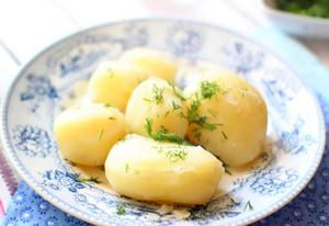 Как вкусно сварить картошку?
