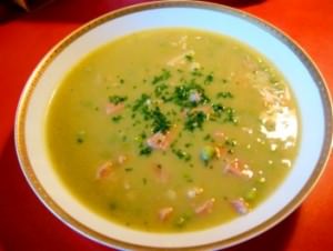 Как варить гороховый суп в мультиварке?