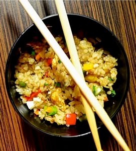 Рис с овощами в японском стиле