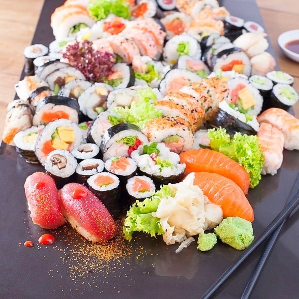 Заказ суши в Оренбурге: как вкусно покушать и при этом сохранить стройную фигуру?