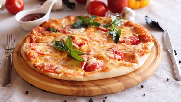 Пицца Маргарита: итальянский рецепт классический